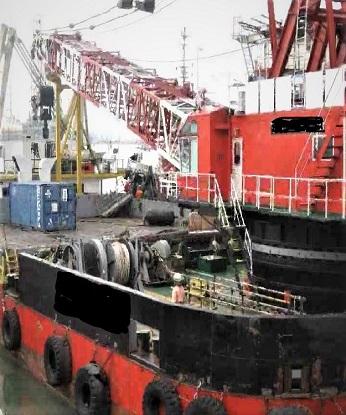 OFFSHORE  CRANE BARGE  -  250 TONS REVOLVING  CRANE CAPACITY ON PROMPT SALE - DIRECT OWNER TO SWTC